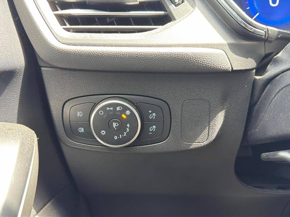 ford-focus-sw-2023-diesel-1499cc