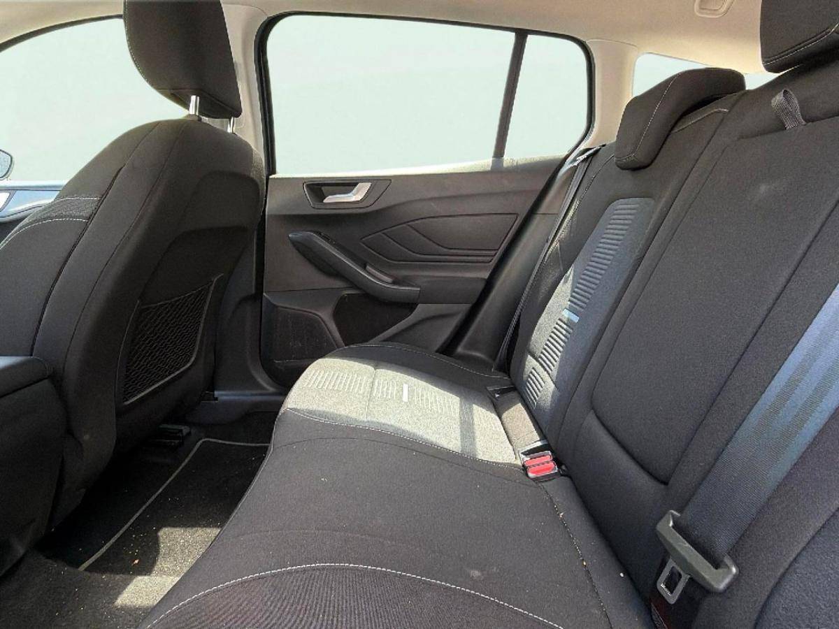 ford-focus-sw-2023-diesel-1499cc