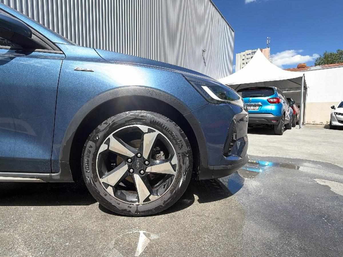 ford-focus-sw-2023-diesel-1499cc