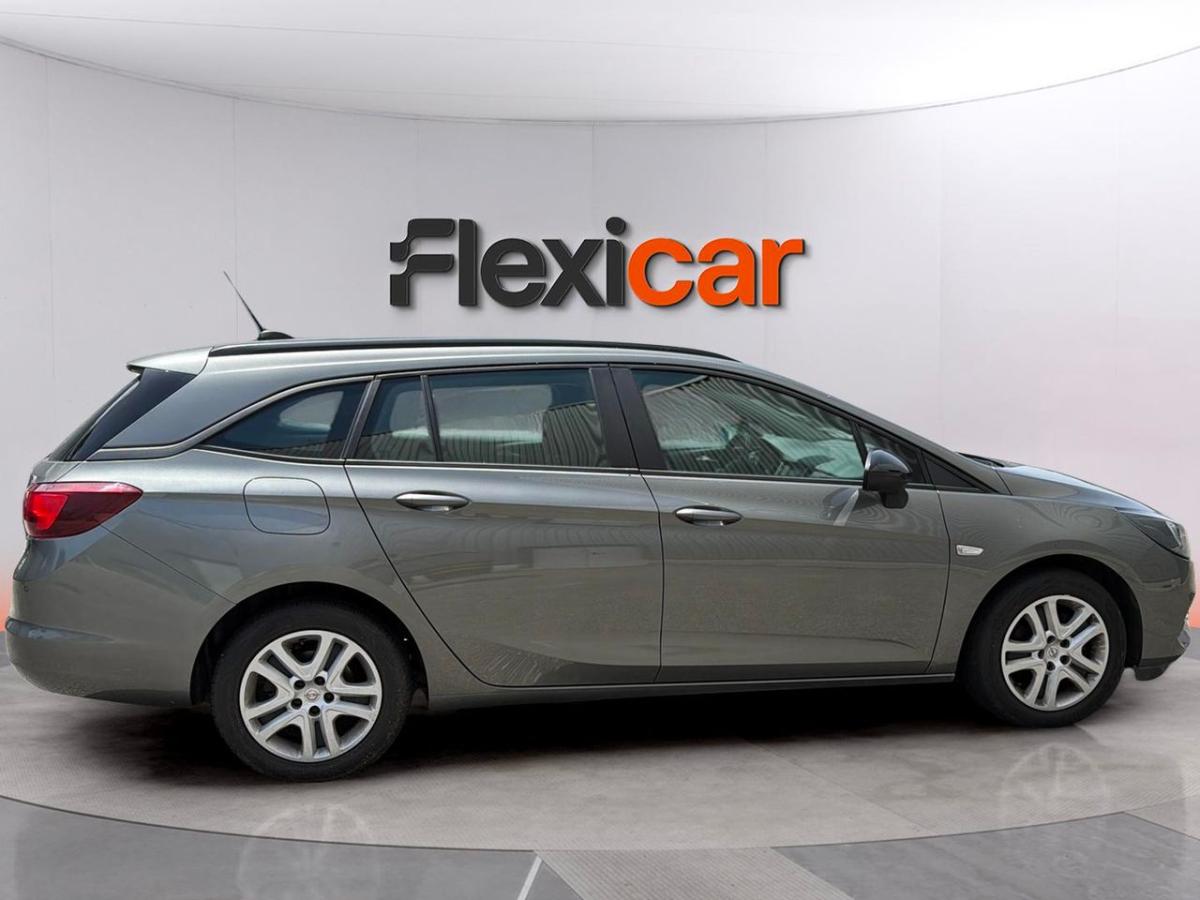 opel-astra-sport-tourer-2021-diesel-1496cc