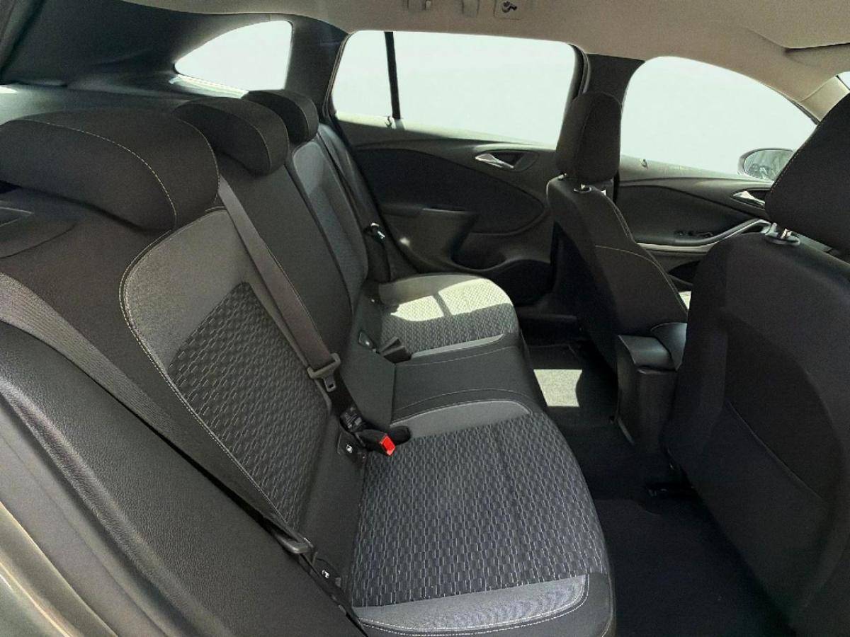 opel-astra-sport-tourer-2021-diesel-1496cc