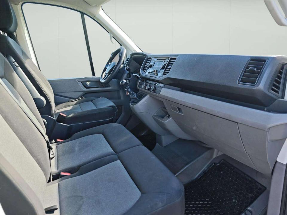 volkswagen-crafter-2022-diesel-1968cc