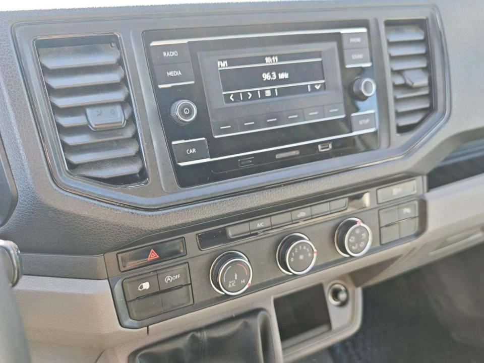 volkswagen-crafter-2022-diesel-1968cc