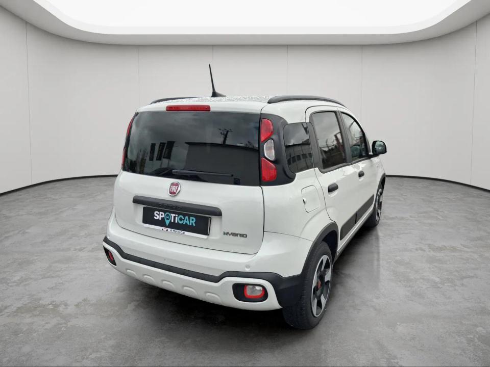 fiat-panda-2024-hibrido-999cc