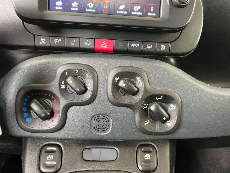 fiat-panda-2024-hibrido-999cc