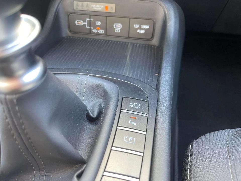 hyundai-kauai-2024-gasolina-998cc