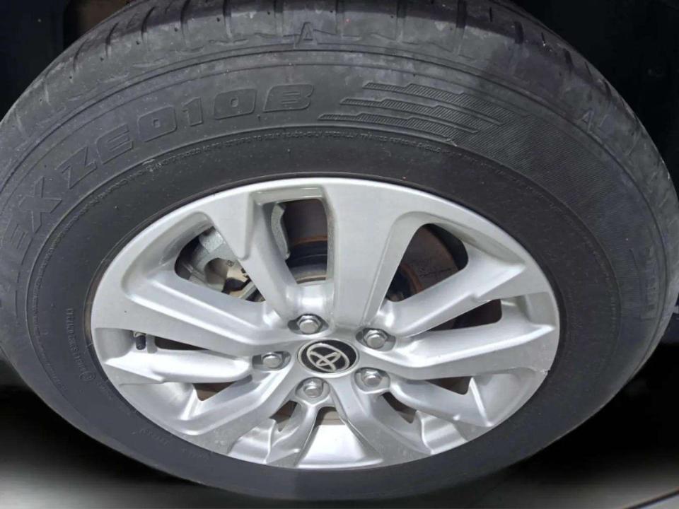 toyota-yaris-cross-2024-gasolina-1490cc