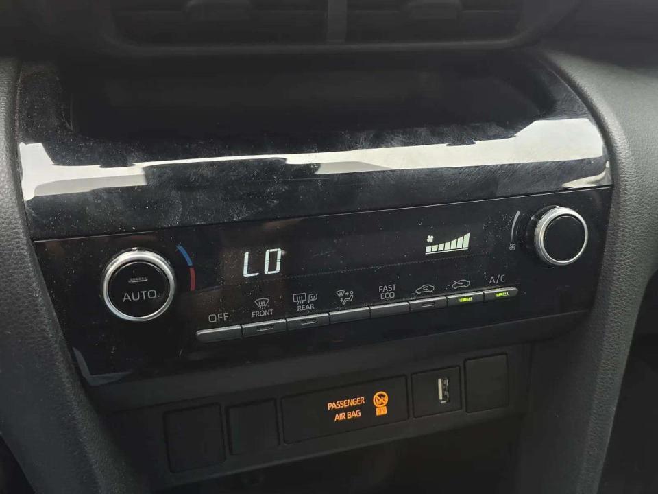 toyota-yaris-cross-2024-gasolina-1490cc