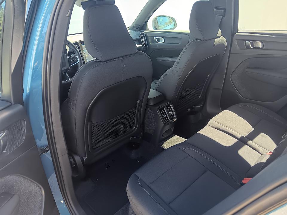 volvo-xc40-2023-eletrico-0cc