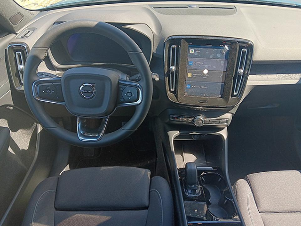 volvo-xc40-2023-eletrico-0cc