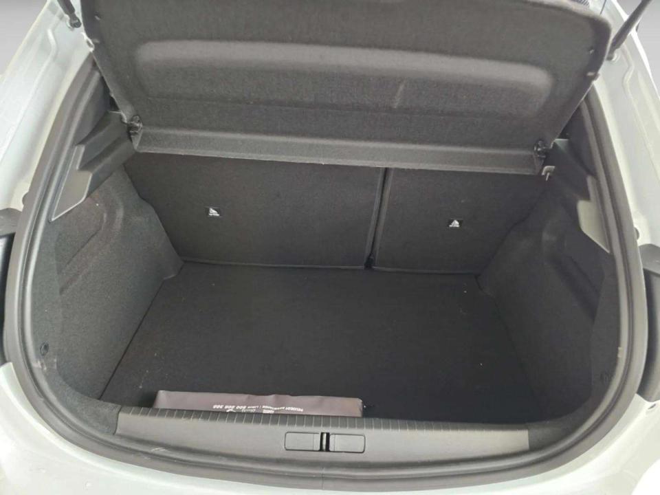 peugeot-208-2026-gasolina-1199cc