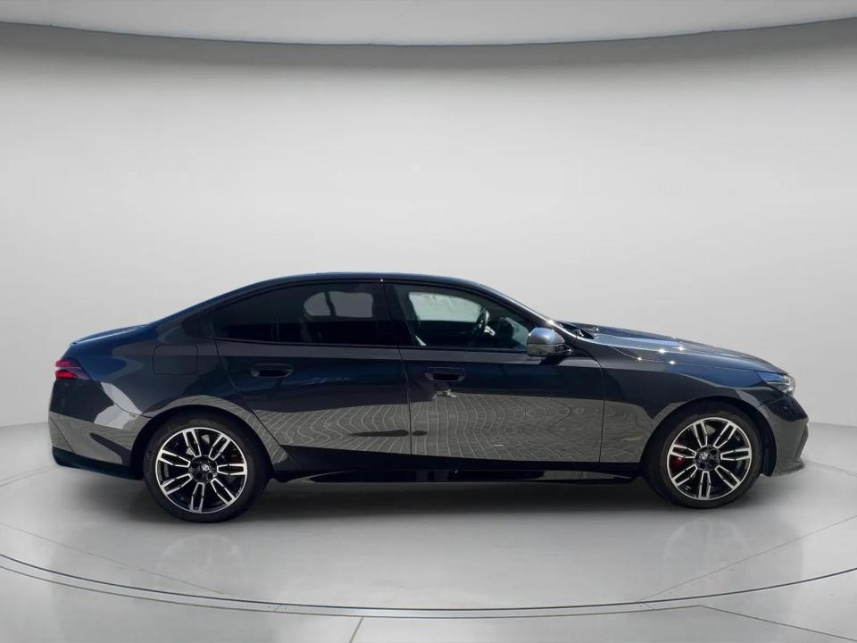 bmw-serie-i-2026-eletrico-0cc