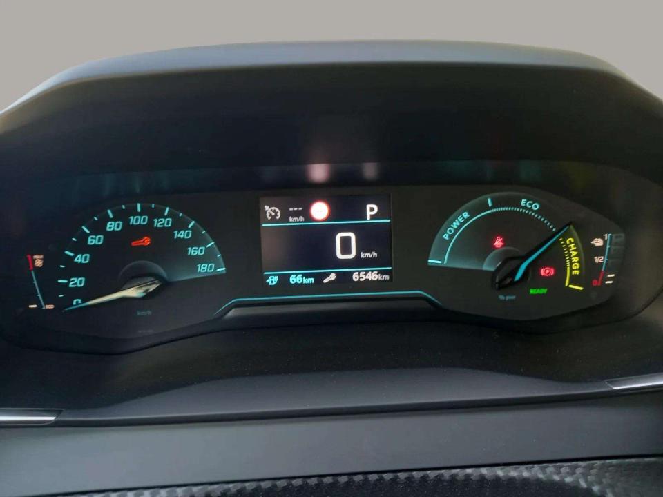 peugeot-e-208-2024-eletrico-0cc