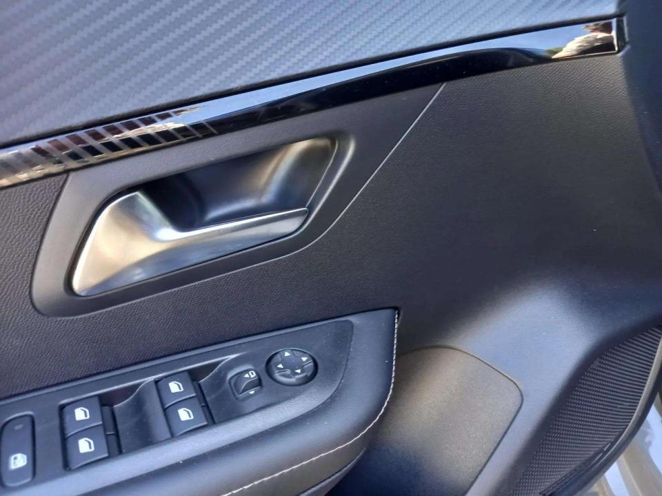 peugeot-e-208-2024-eletrico-0cc