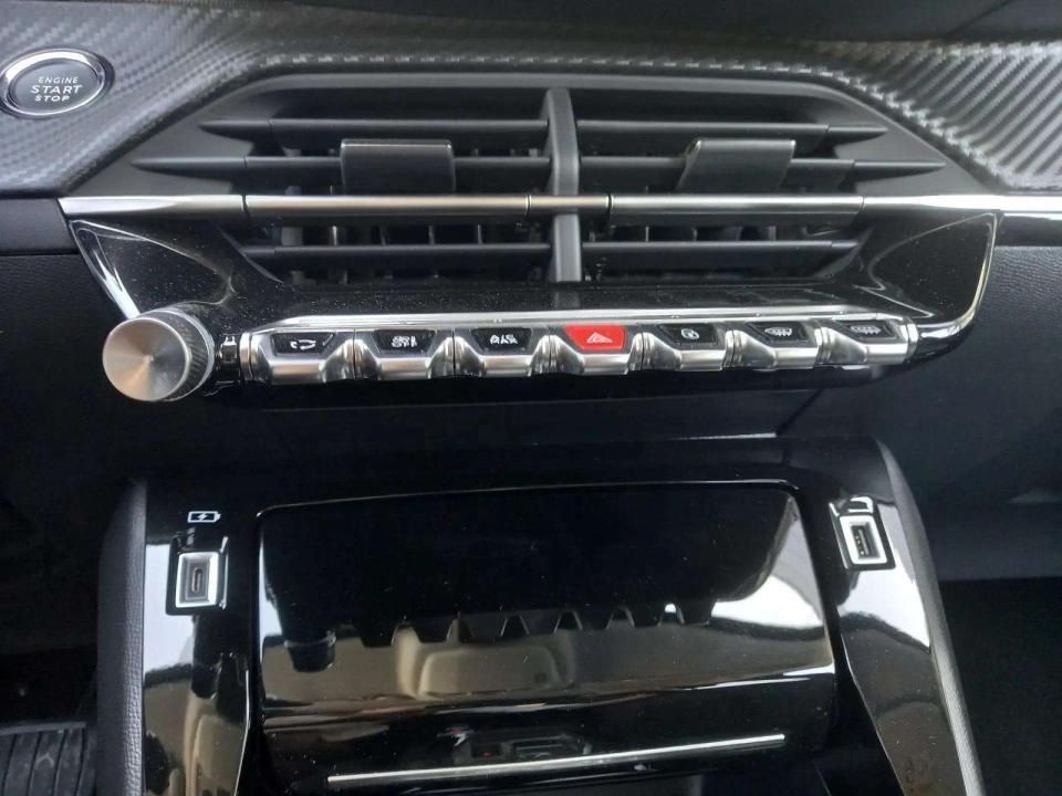 peugeot-e-208-2024-eletrico-0cc