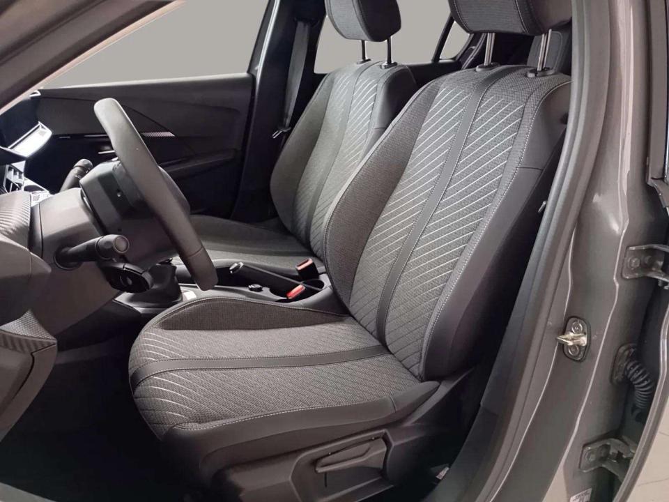 peugeot-208-2026-gasolina-1199cc
