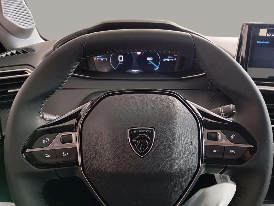 peugeot-208-2026-gasolina-1199cc
