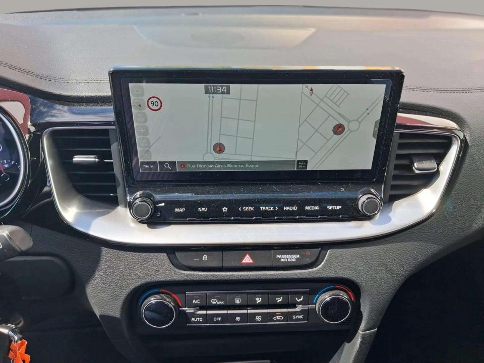 kia-xceed-2026-gasolina-998cc