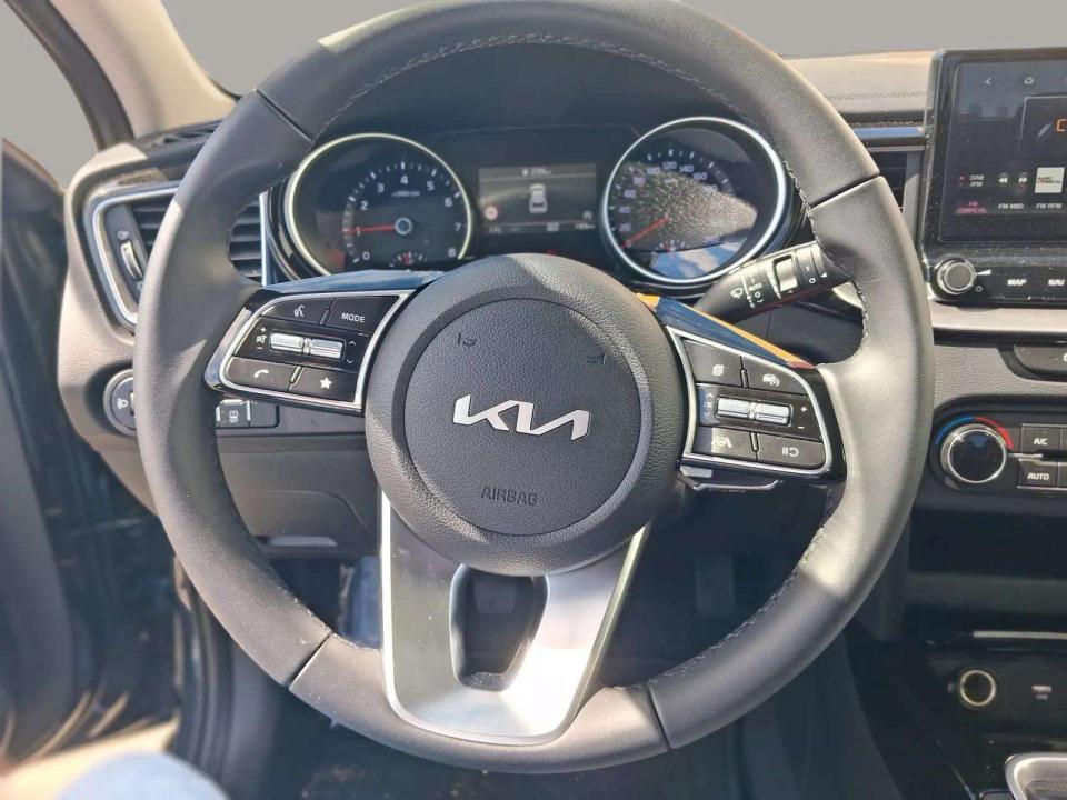 kia-xceed-2026-gasolina-998cc