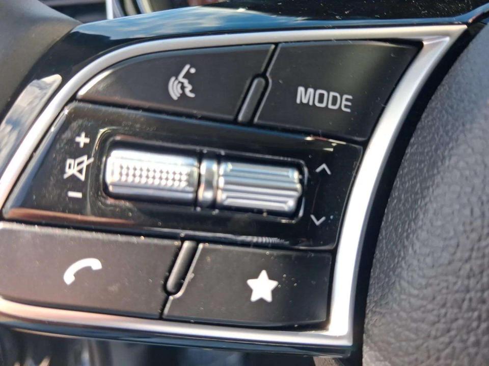 kia-xceed-2026-gasolina-998cc