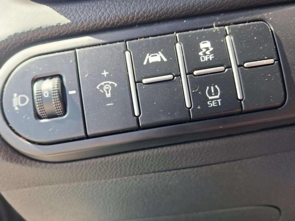 kia-xceed-2026-gasolina-998cc
