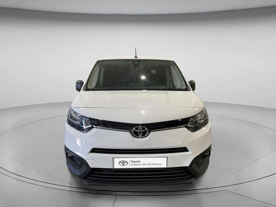 toyota-proace-2024-diesel-1499cc