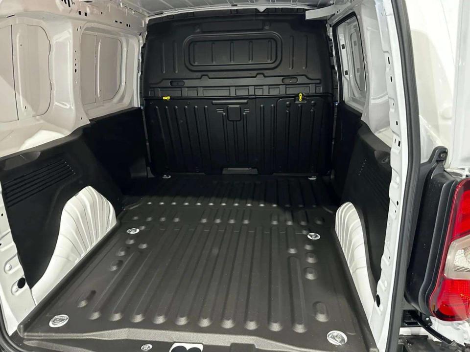 toyota-proace-2024-diesel-1499cc