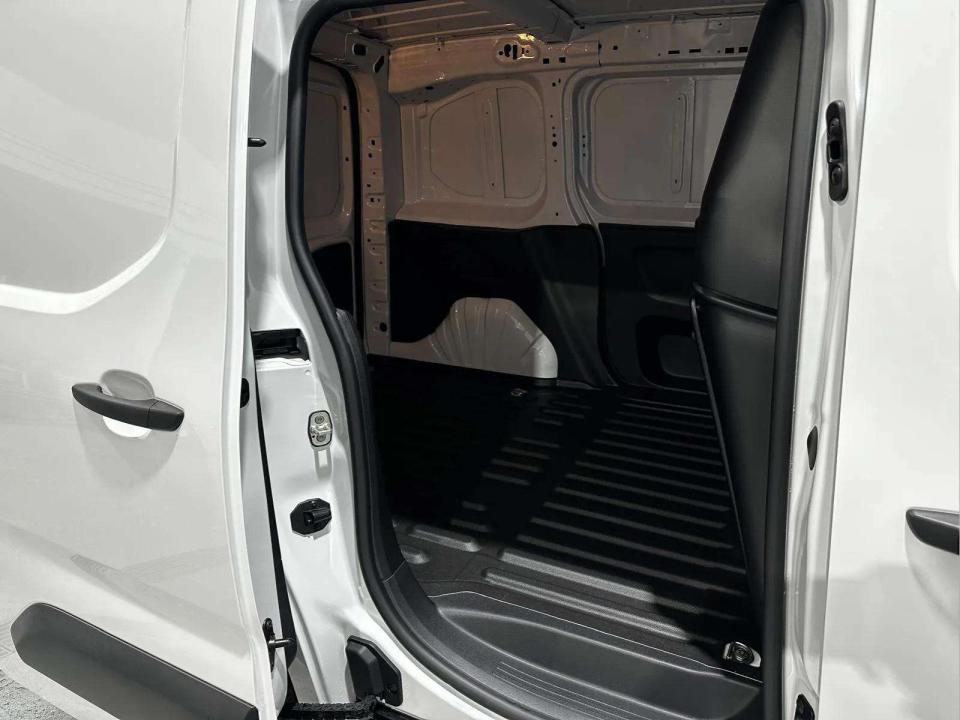toyota-proace-2024-diesel-1499cc