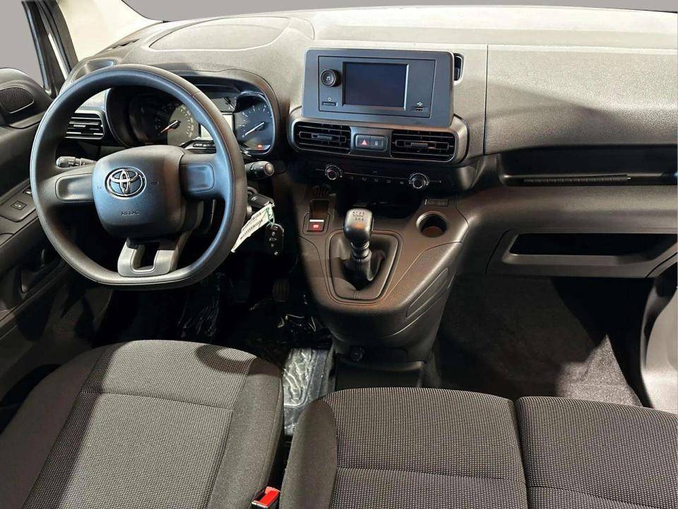 toyota-proace-2024-diesel-1499cc
