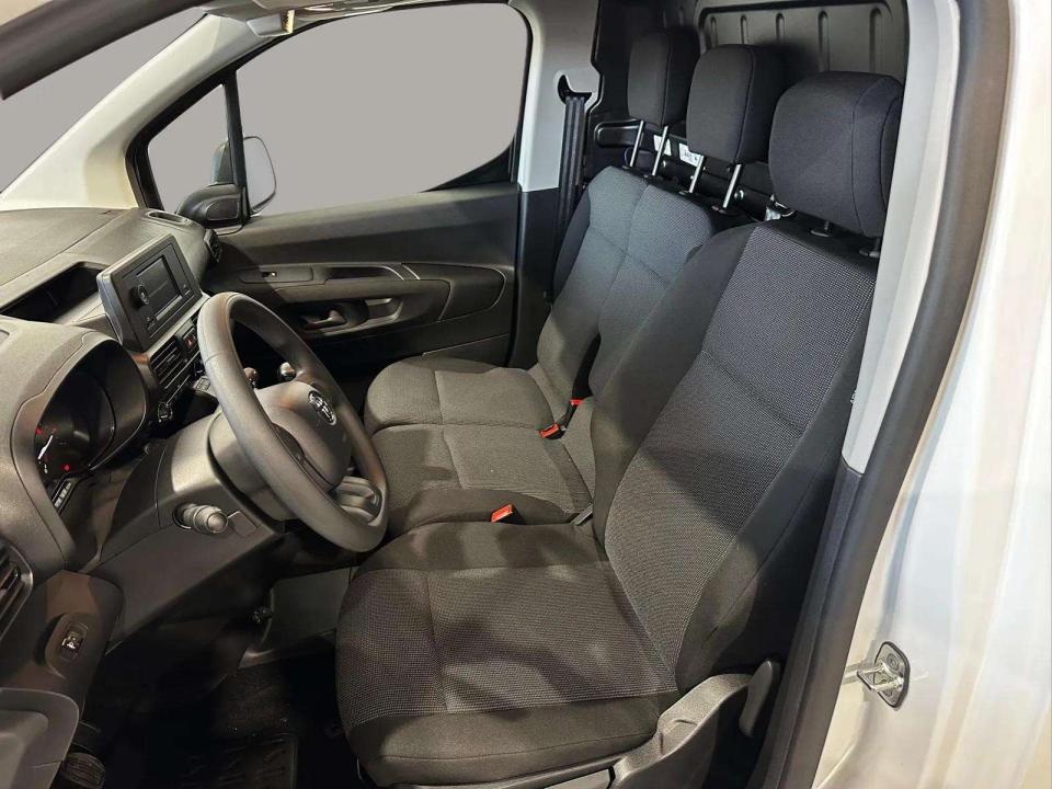 toyota-proace-2024-diesel-1499cc