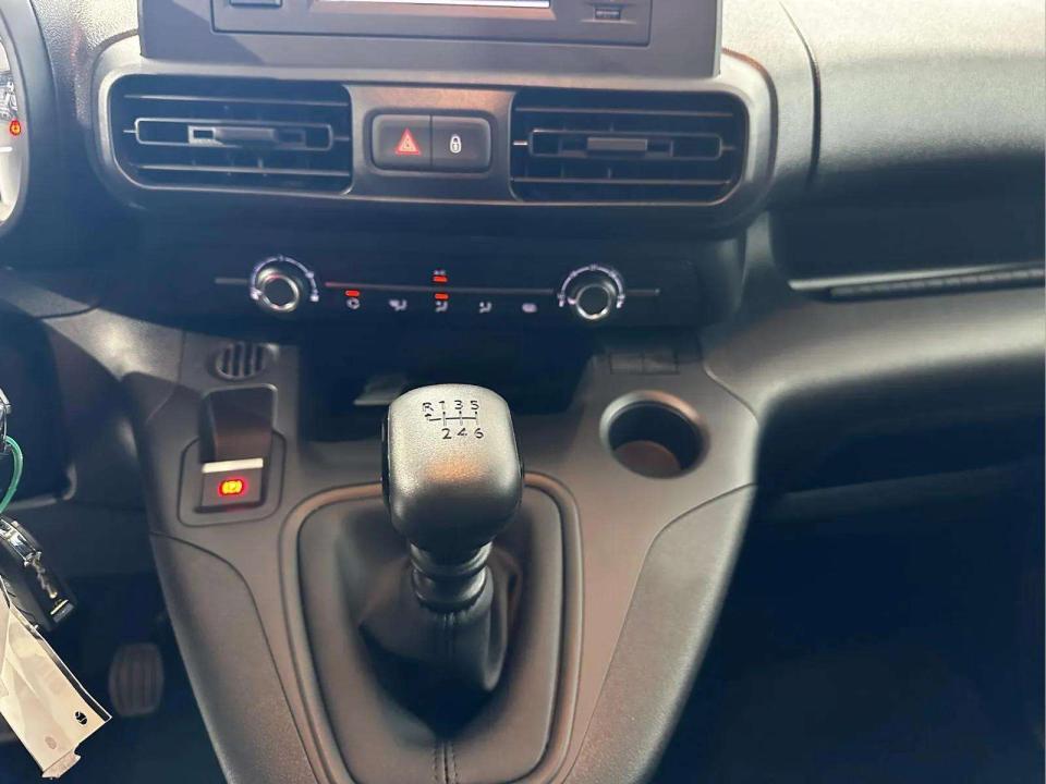 toyota-proace-2024-diesel-1499cc