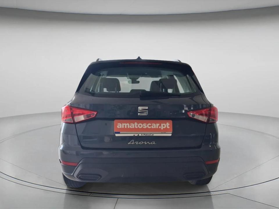 seat-arona-2024-gasolina-999cc