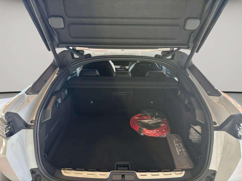 peugeot-408-2025-eletrico-0cc
