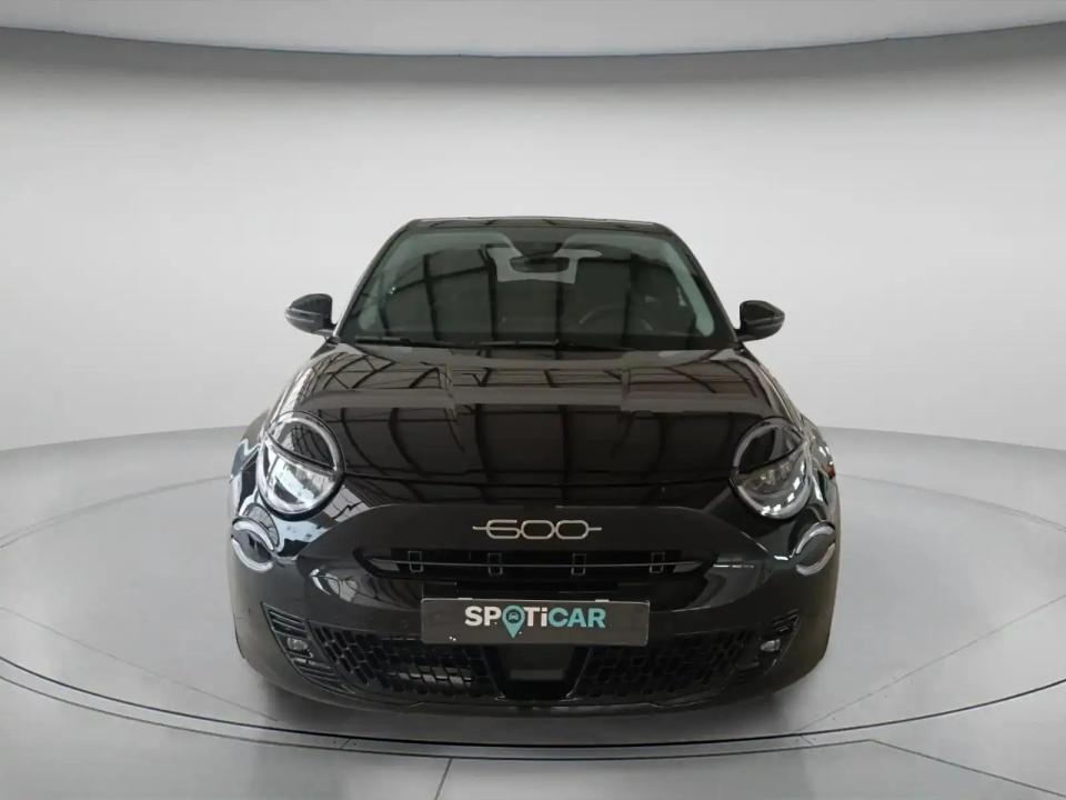 fiat-600-2025-hibrido-1199cc