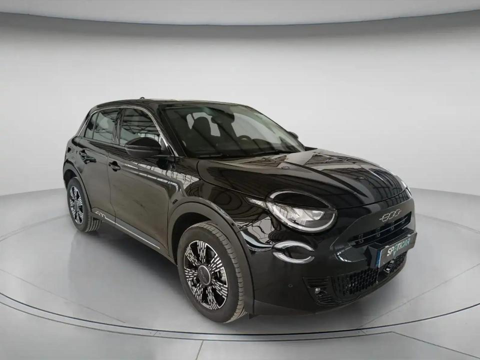 fiat-600-2025-hibrido-1199cc