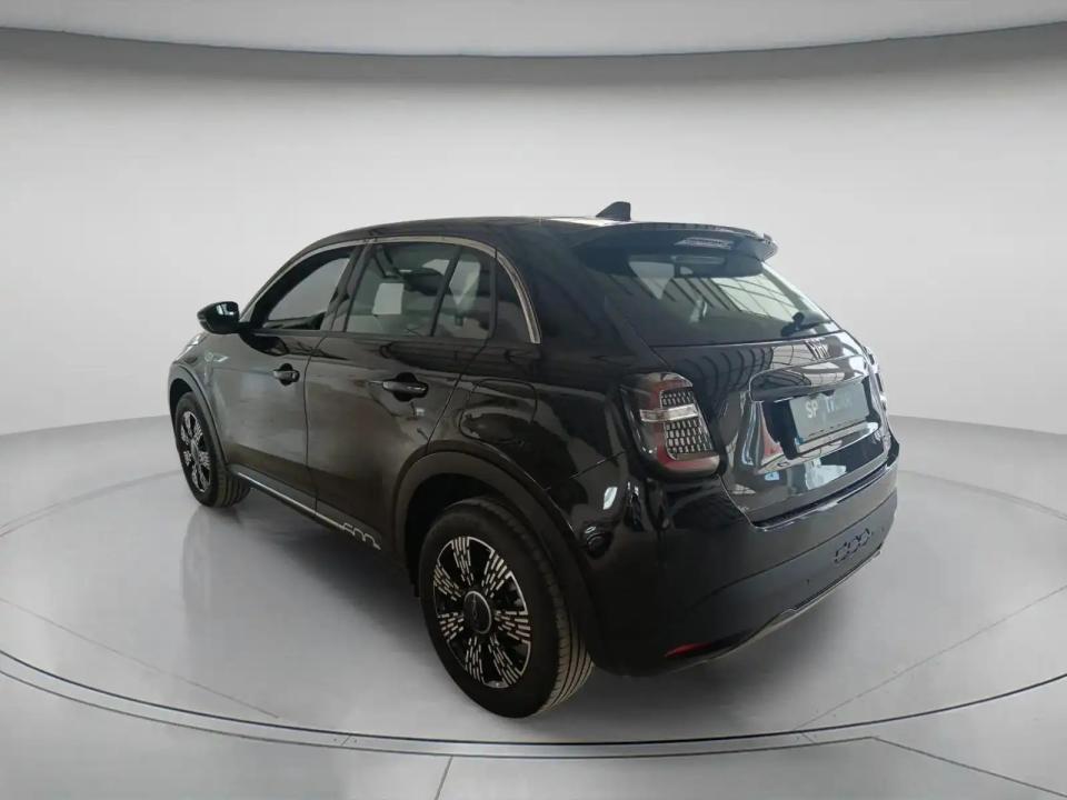 fiat-600-2025-hibrido-1199cc
