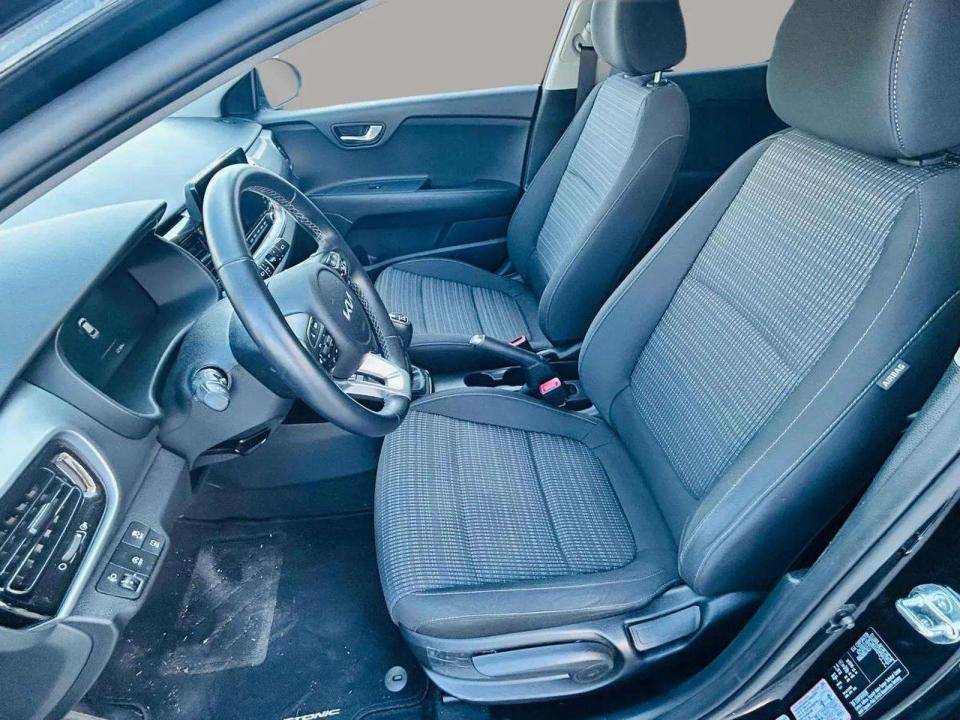 kia-stonic-2024-gasolina-998cc