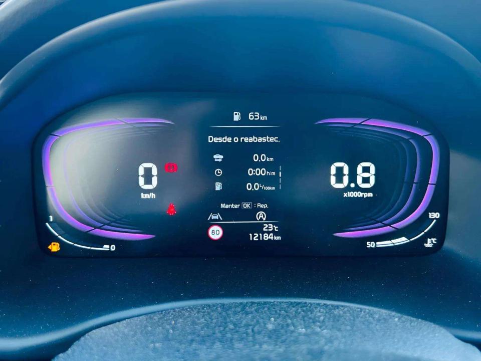kia-stonic-2024-gasolina-998cc