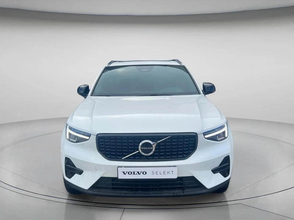 volvo-xc40-2026-gasolina-1969cc