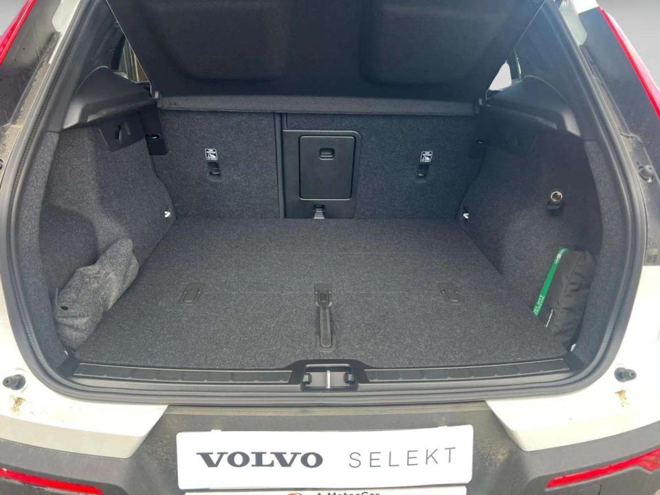volvo-xc40-2026-gasolina-1969cc