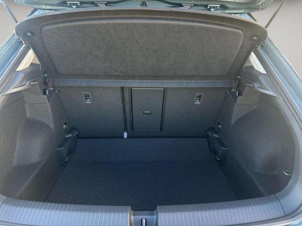 volkswagen-t-roc-2025-gasolina-999cc