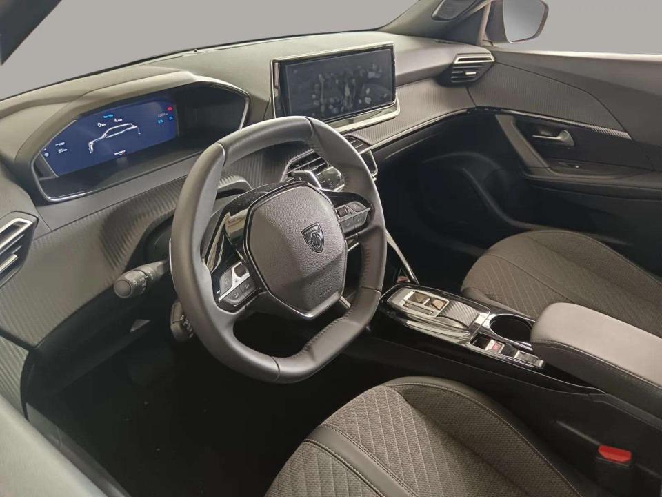 peugeot-2008-2025-hibrido-1199cc