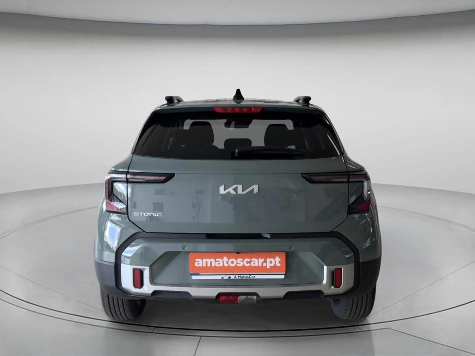 kia-stonic-2026-gasolina-998cc
