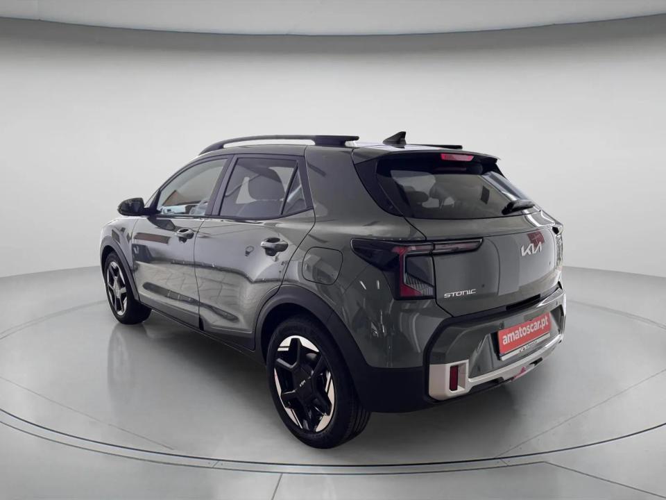 kia-stonic-2026-gasolina-998cc