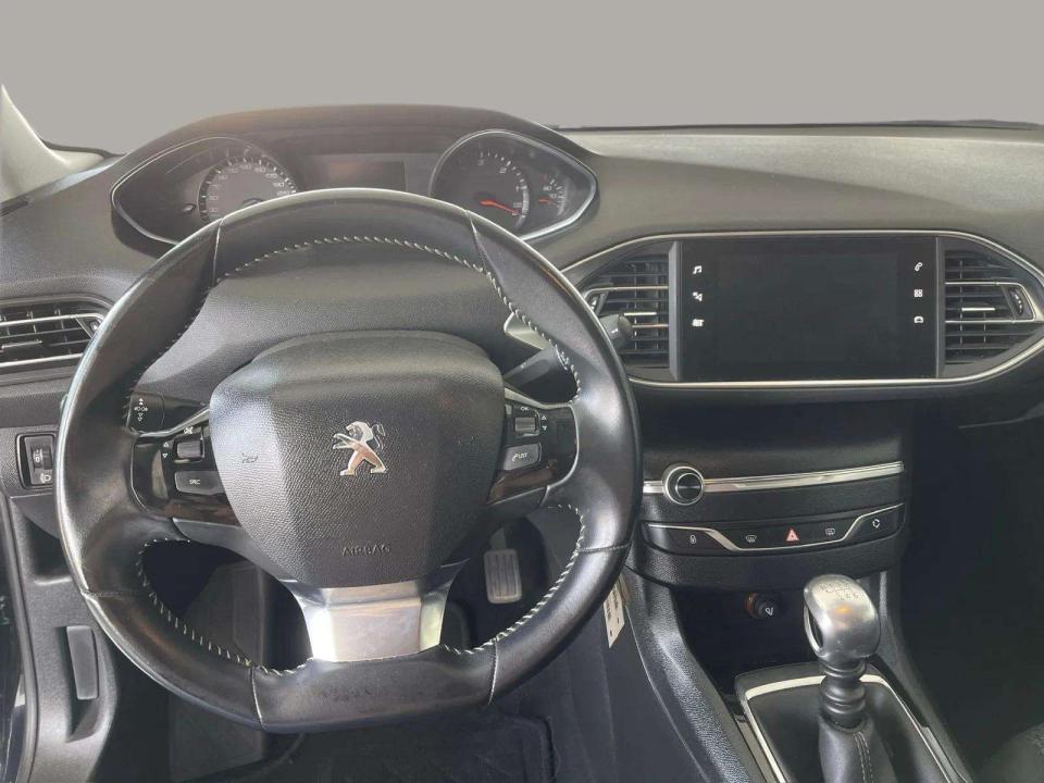 peugeot-308-2018-diesel-1499cc