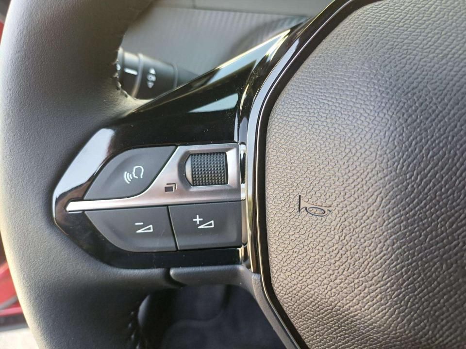 peugeot-2008-2026-gasolina-1199cc