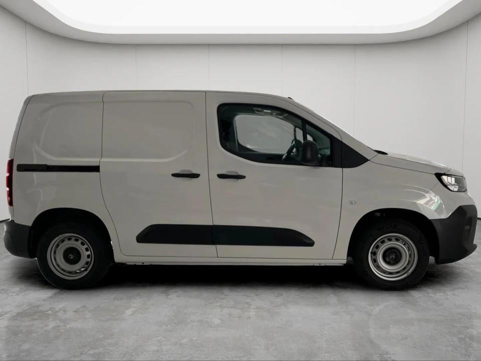 citroen-berlingo-2026-diesel-1499cc