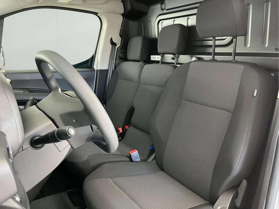 citroen-berlingo-2026-diesel-1499cc