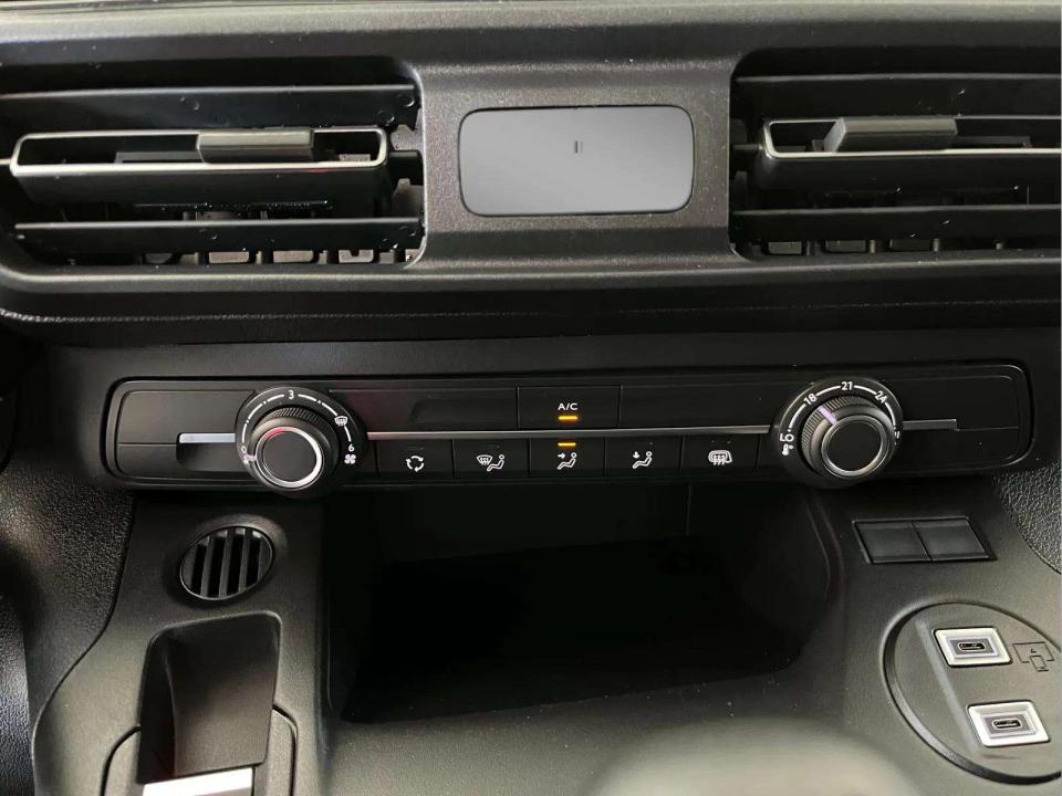 citroen-berlingo-2026-diesel-1499cc