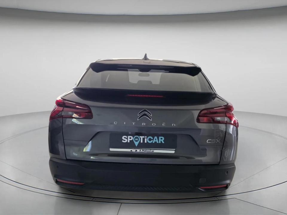 citroen-c5-x-2023-hibrido-1598cc